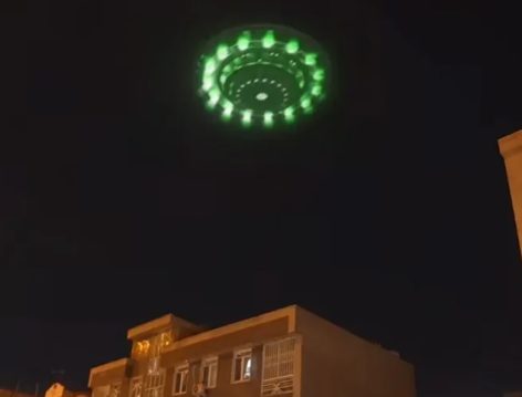 UFO Seen Flying Over The City Of Tehran, Iran